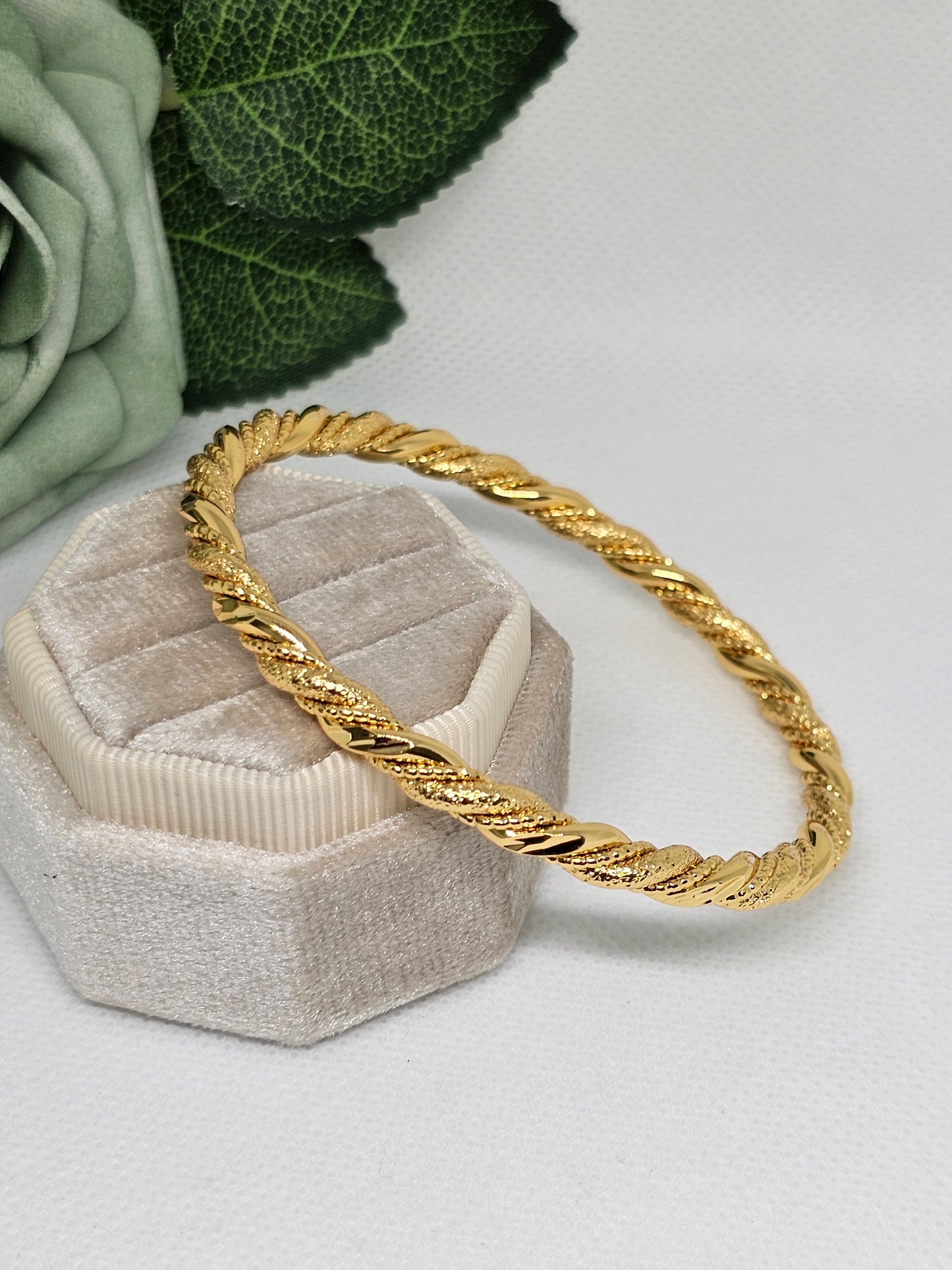 Set of 6 Bangles