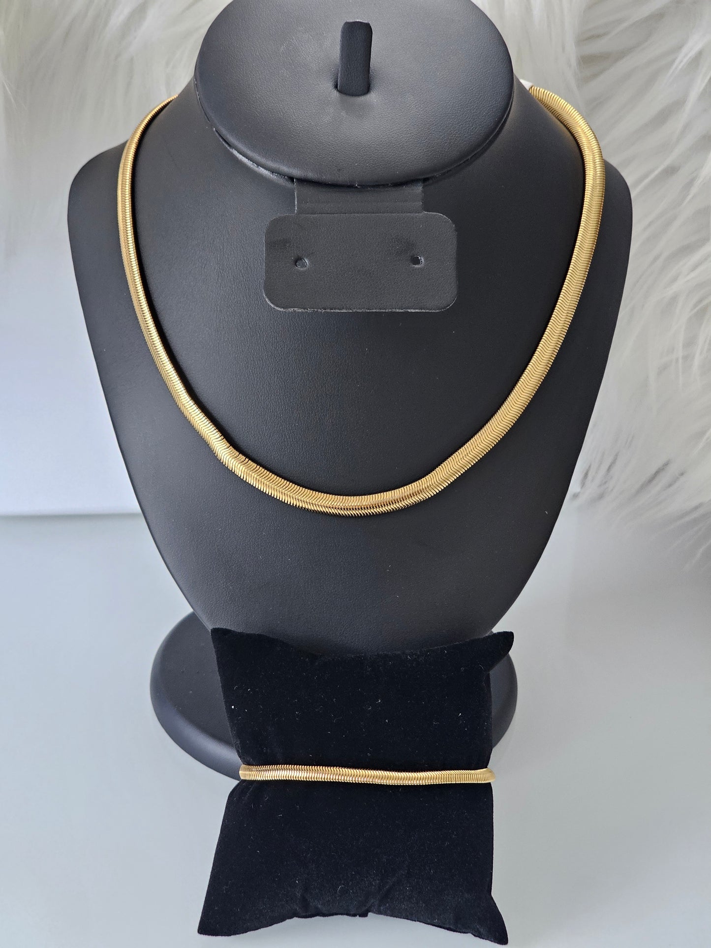 Necklaces & Bracelets