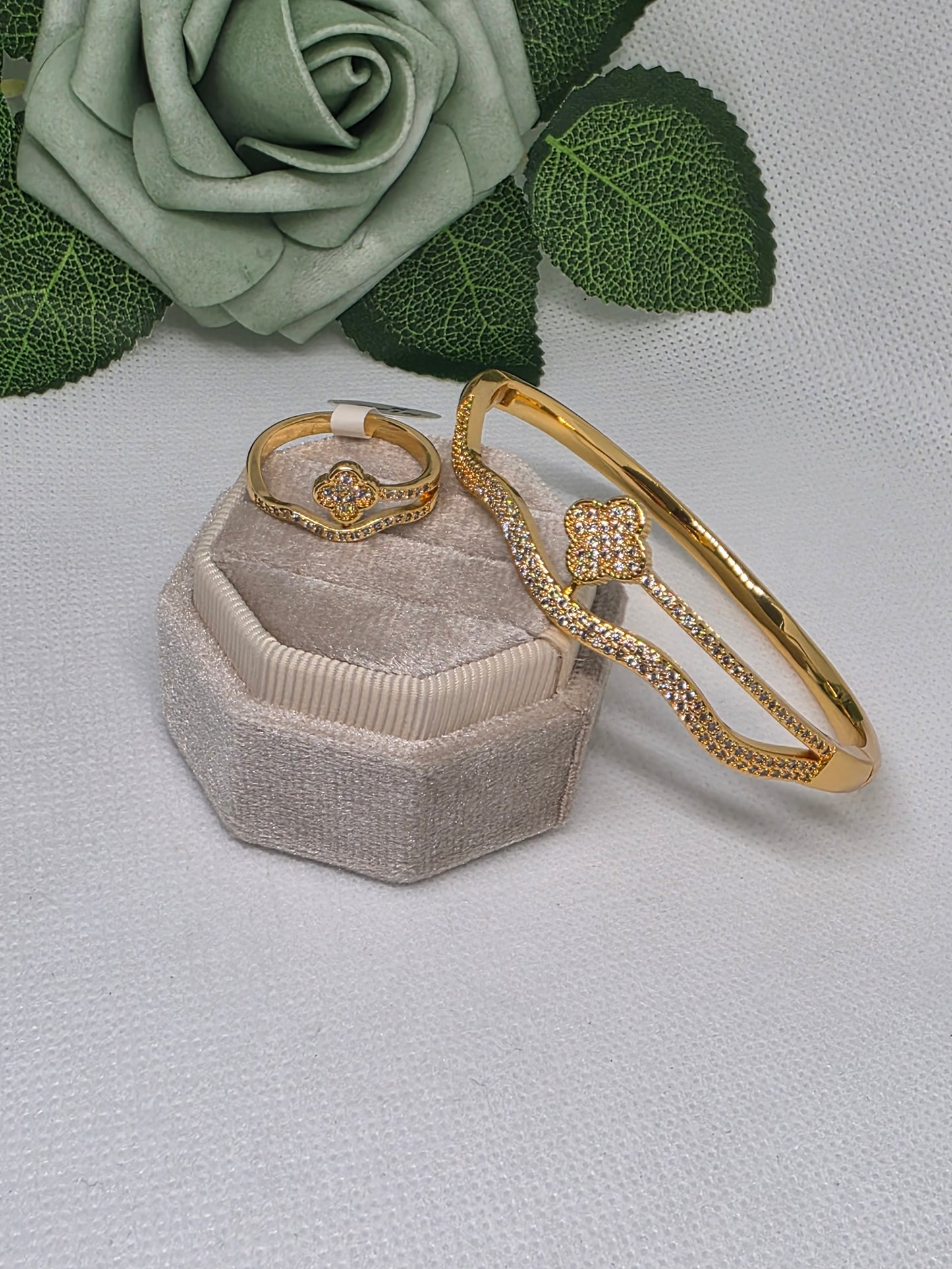 Bangle & Ring