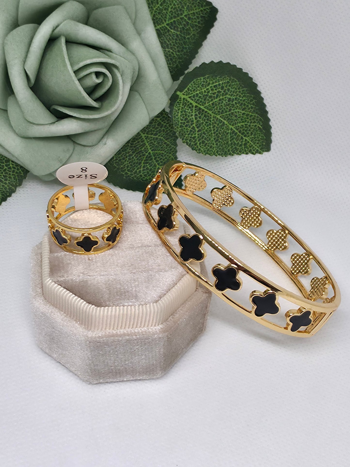 Bangle & Ring